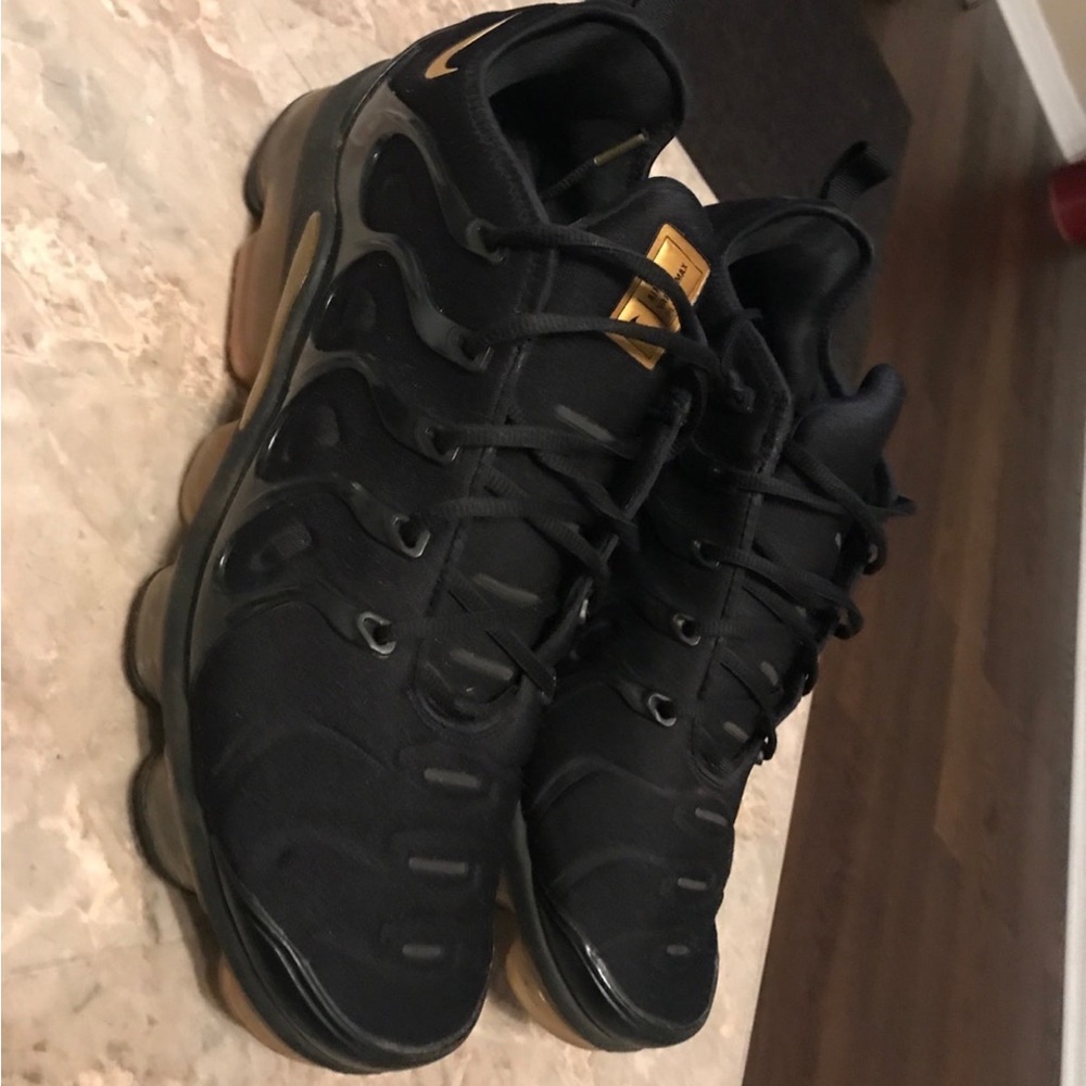 Nike ❌sold❌VaporMax Plus Black Mem’s shoes